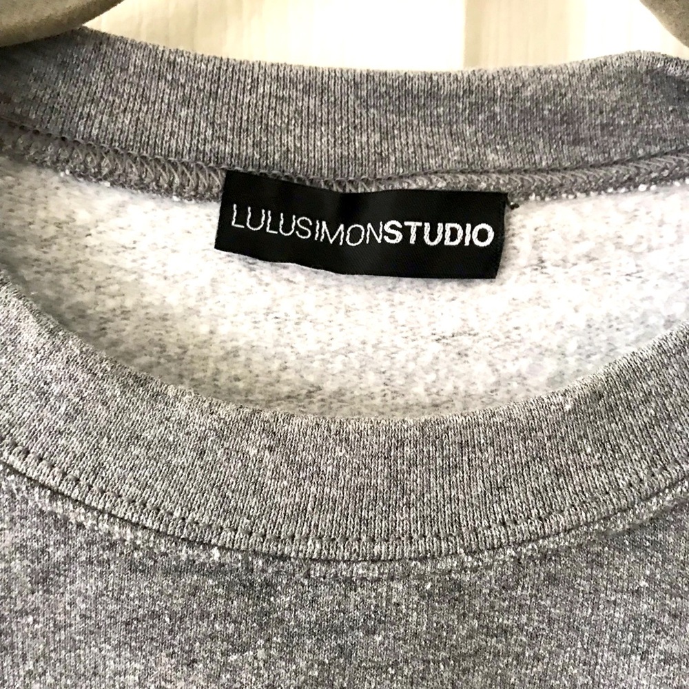 Sweatshirt - Picture 3 of 3